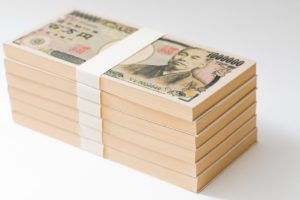 月収１００万以上を実現します！！
