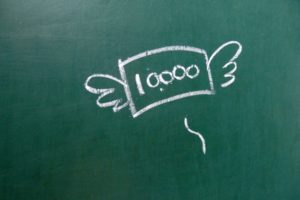 お金を浪費しちゃいます。金銭感覚崩壊だね・・・。