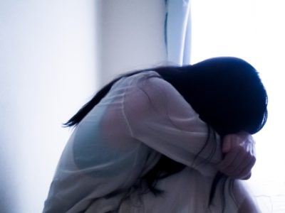 毎日が憂鬱、借金から開放されたい・・・。