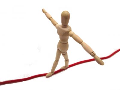 お金が無くて、綱渡りの連続・・・。